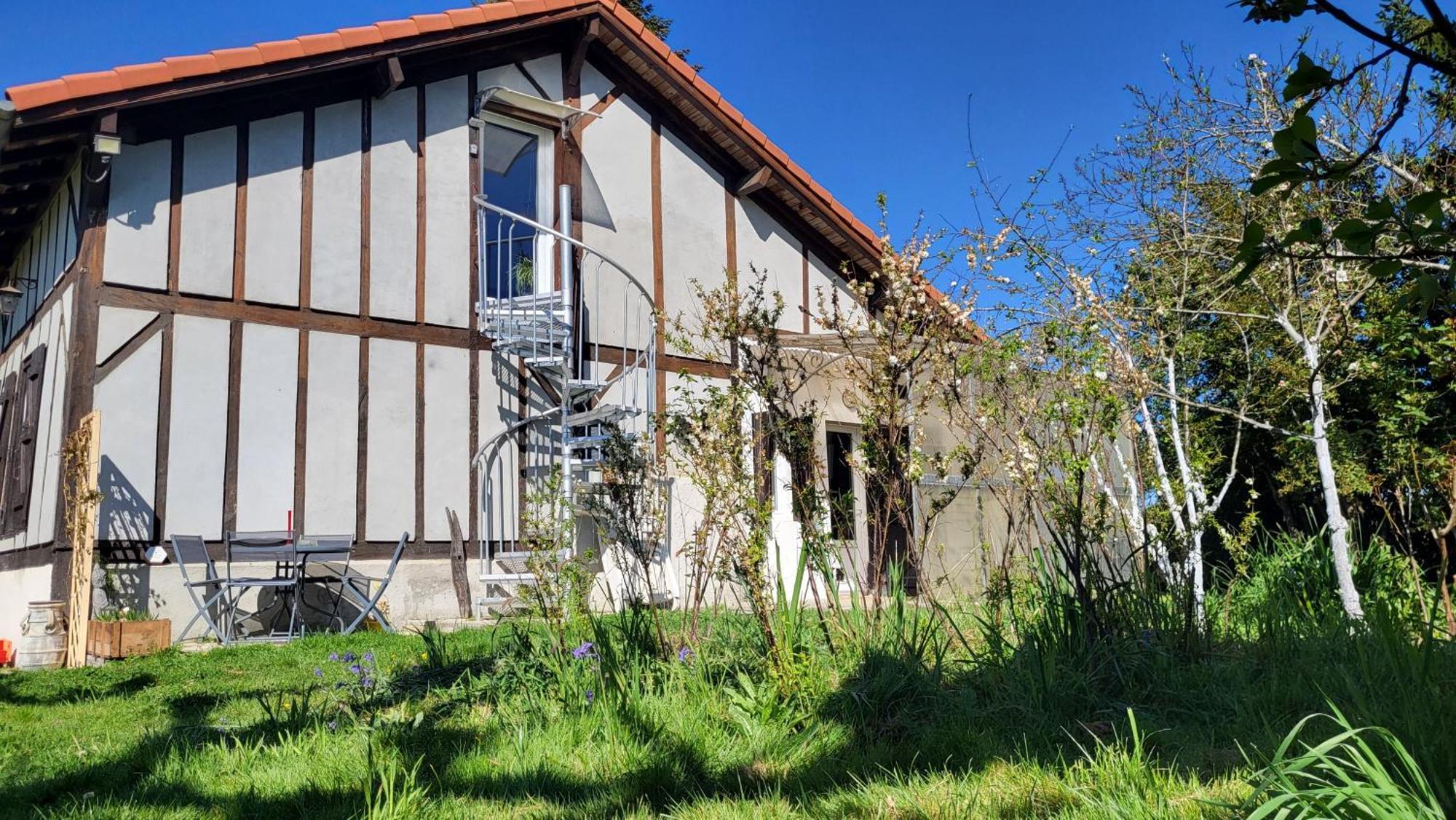Apartment Promise' Landes *